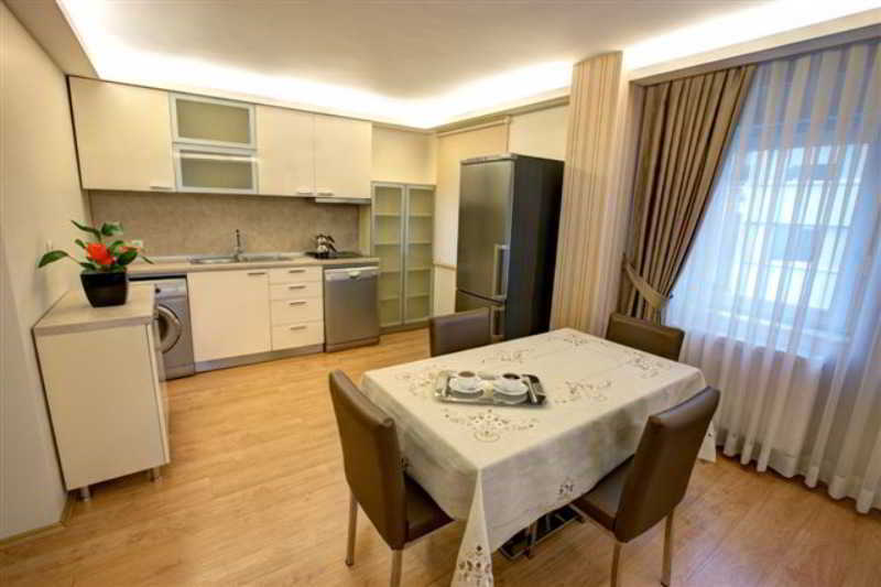 Apart Otel One Suadiye 3*